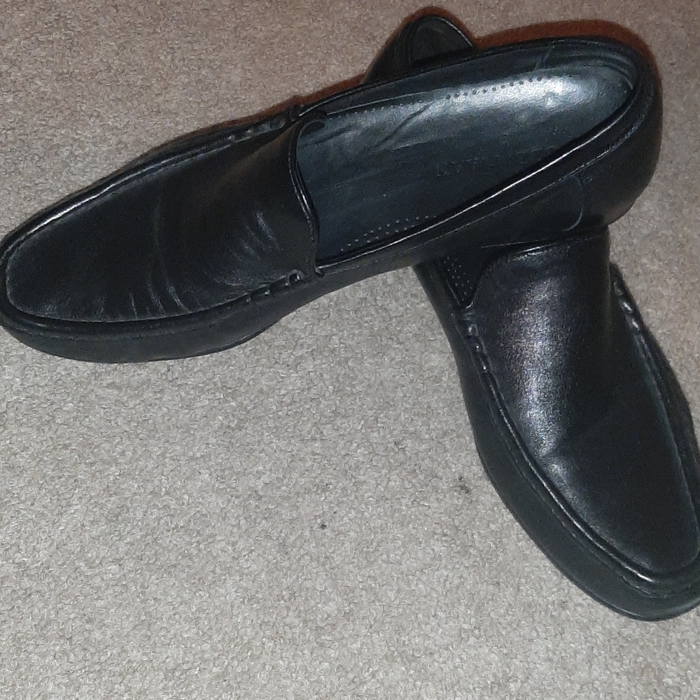 Mens shoes